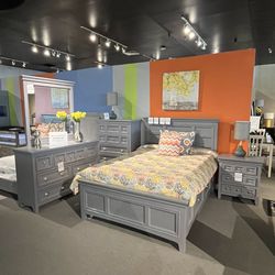 Full Bed, Dresser, Mirror And Nightstand 
