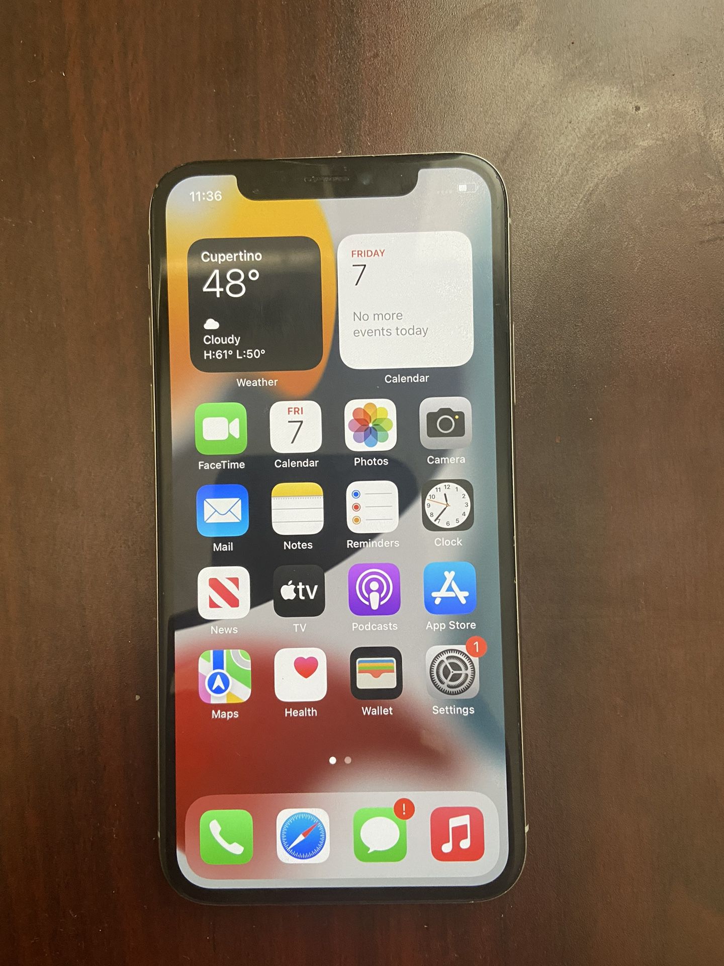 iPhone XR - 64 GB - For Music / Games 