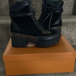 Louis Vuitton Boots