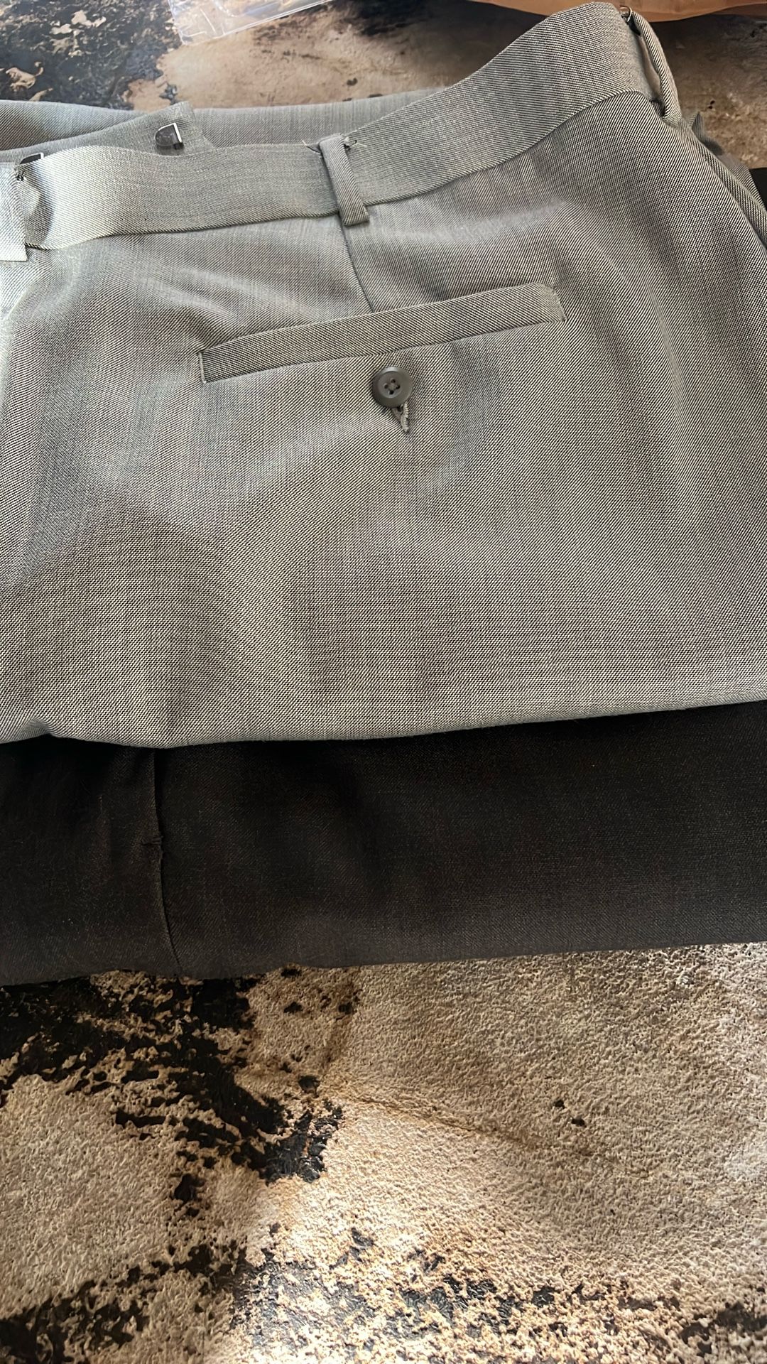Mens Dress Pants 40x30 - 2 Total