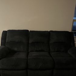 Recliner Chair And Reclining Couch 