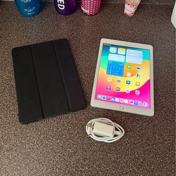 Apple iPad 6th Gen W/Charger & Case