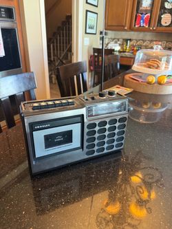 Crosley CT100A Retro Portable Cassette Player(needs batteries)