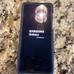 Samsung Galaxy Flip Z7