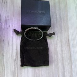 michael kors bangle