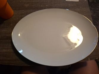Serving platter