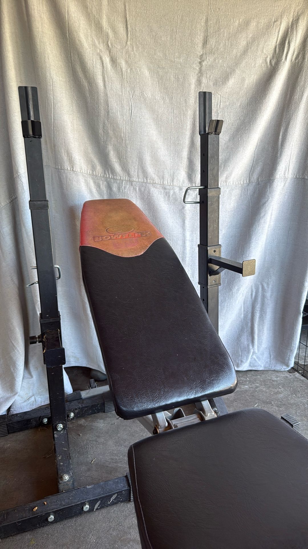 Adjustable Weight Bench With Adjustable Squat stands