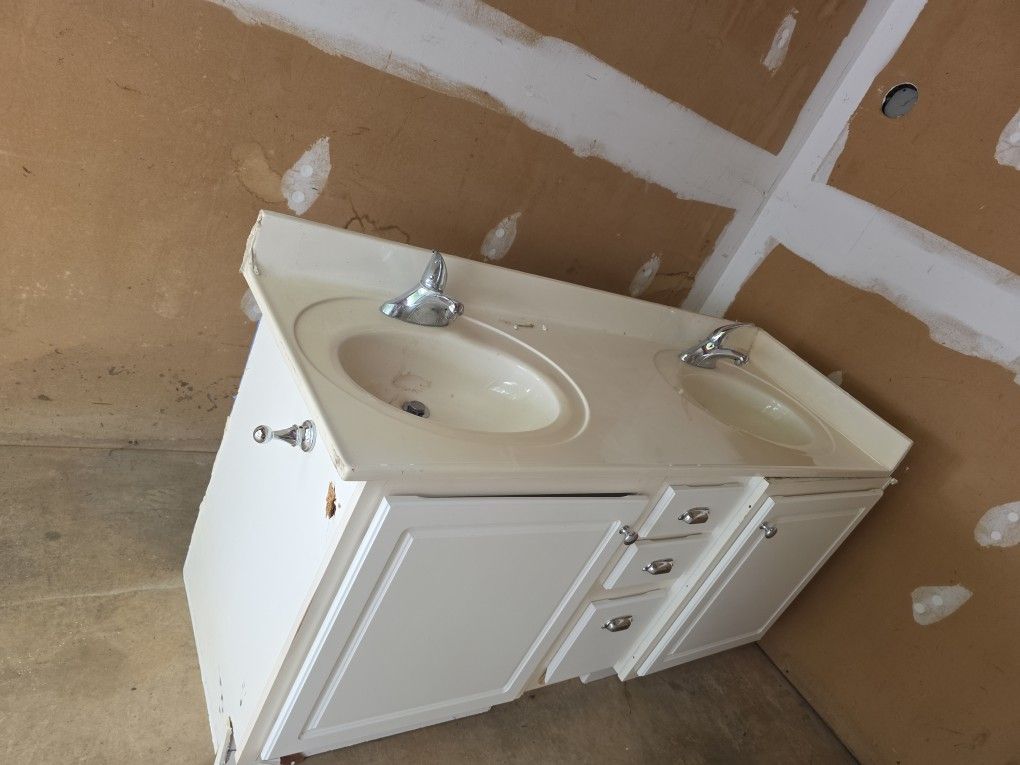A Nice Double Sink Cabinet 