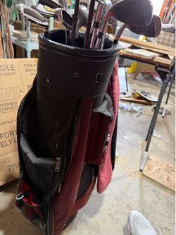 Spalding/Taylor Made golf set with bag