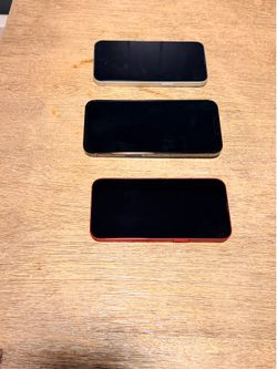 Apple iPhone Bundle – 3 Unlocked iPhones – Excellent Condition – 100% Battery Health