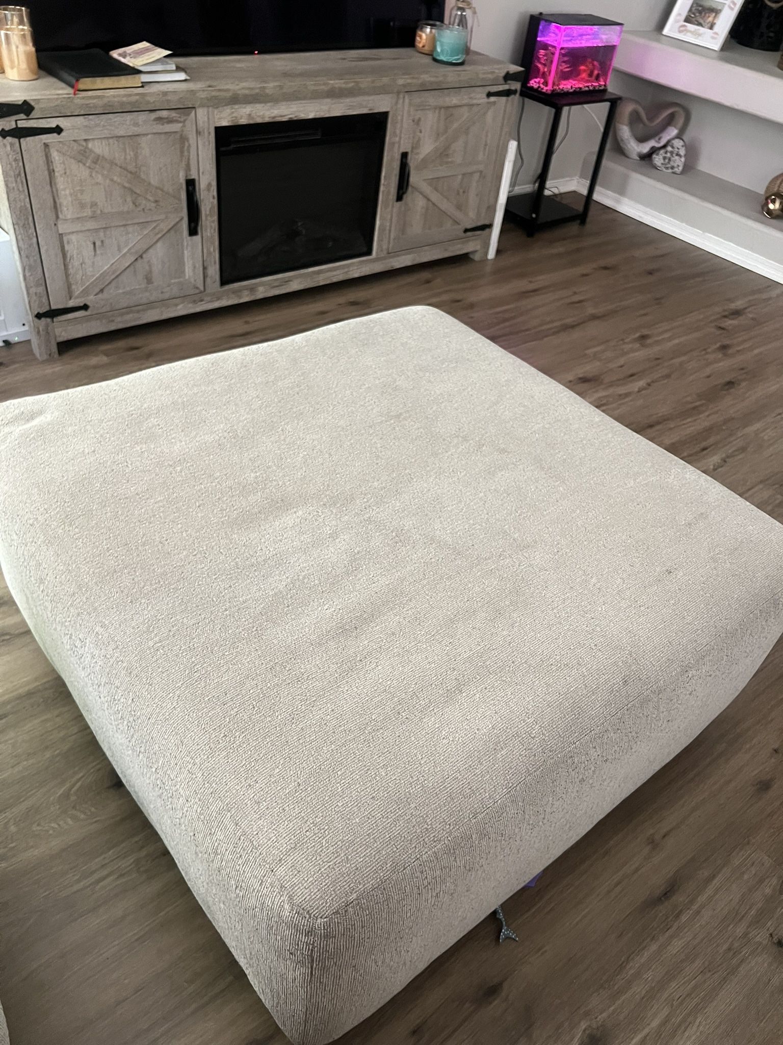 ottoman/couch