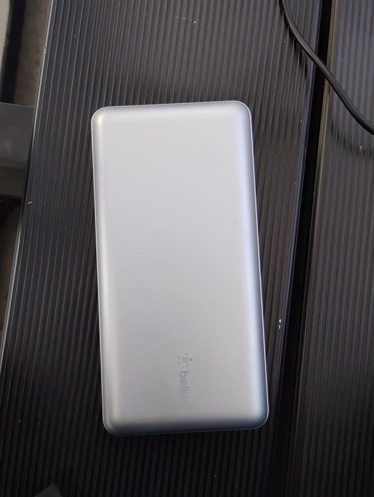 Belkin Boost Charge 20k Portable Charger