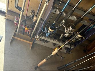 Very nice fishing poles see description