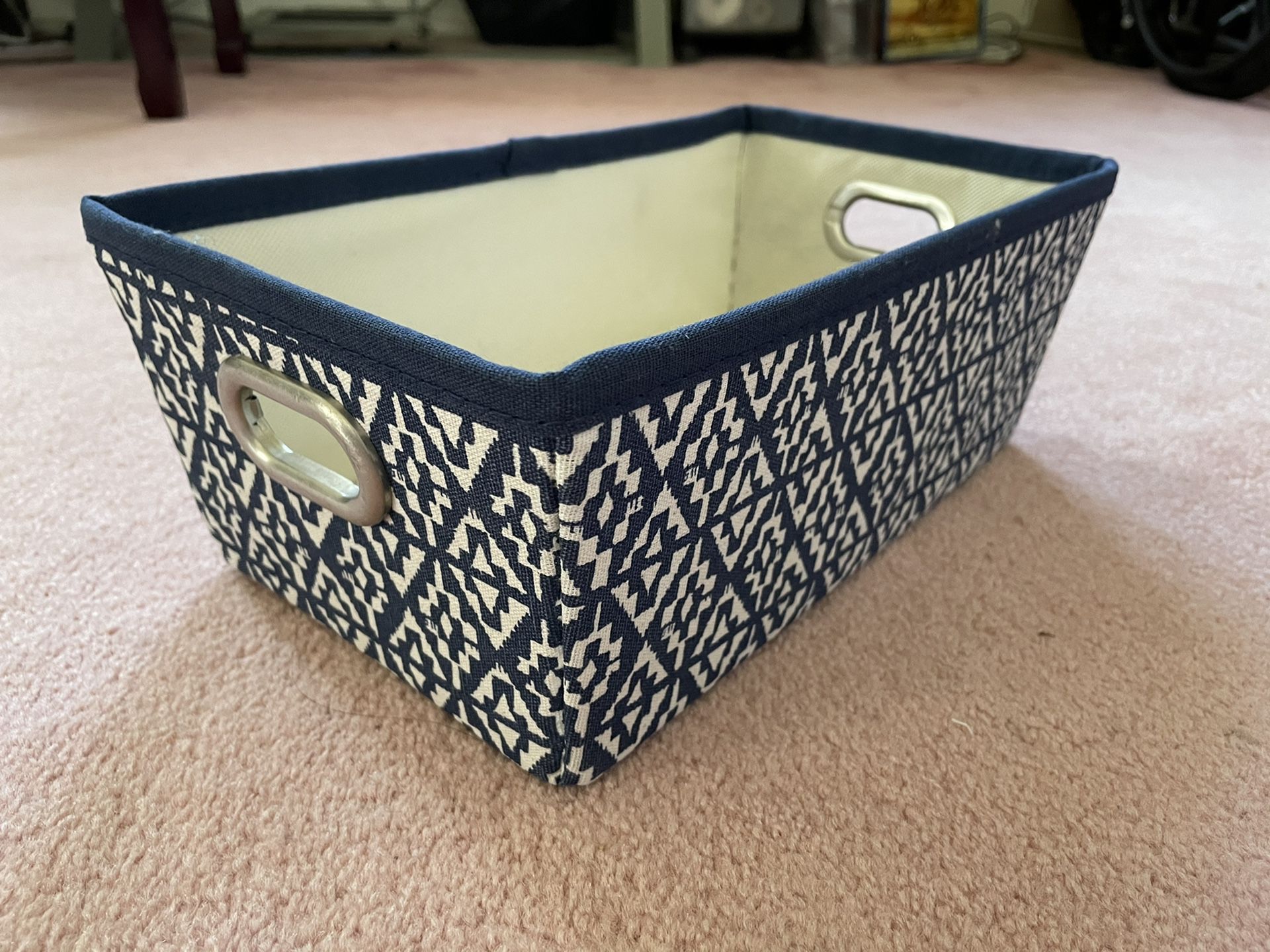 Cute blue storage container in good condition