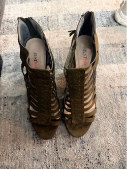 Just Fab Romina Beautiful Shoes Size 9