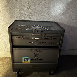 Heavy duty tool drawer