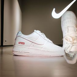 🎆🎇💥Nike And Supreme Make A Baby 🎆🎇💥