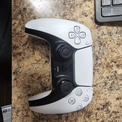 PS5 DUAL SENSE CONTROLLER- Read Controller 