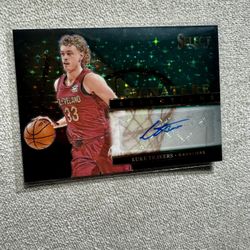 CASE HIT 2024-25 Panini - Signature Selections Luke Travers #SS-TRV (AU) #26/49