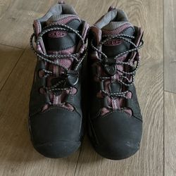 Keen Mid Waterproof Hiking Boots Size 1