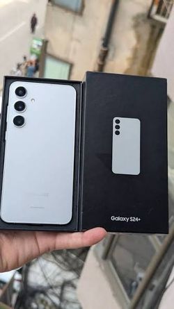 SAMSUNG S 24 PLUS