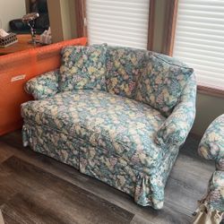 Love Seat 58 X 36