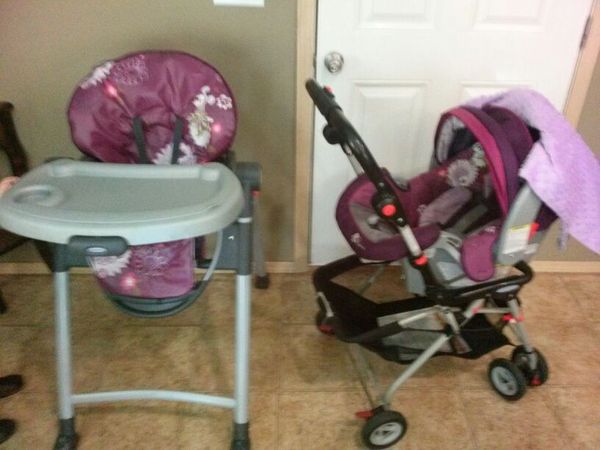 Graco Disney Minnie Mouse High Chair And Car Seat For In Graco Disney Minnie Mouse High Chair And Car Seat For In Vancouver Wa Offerup