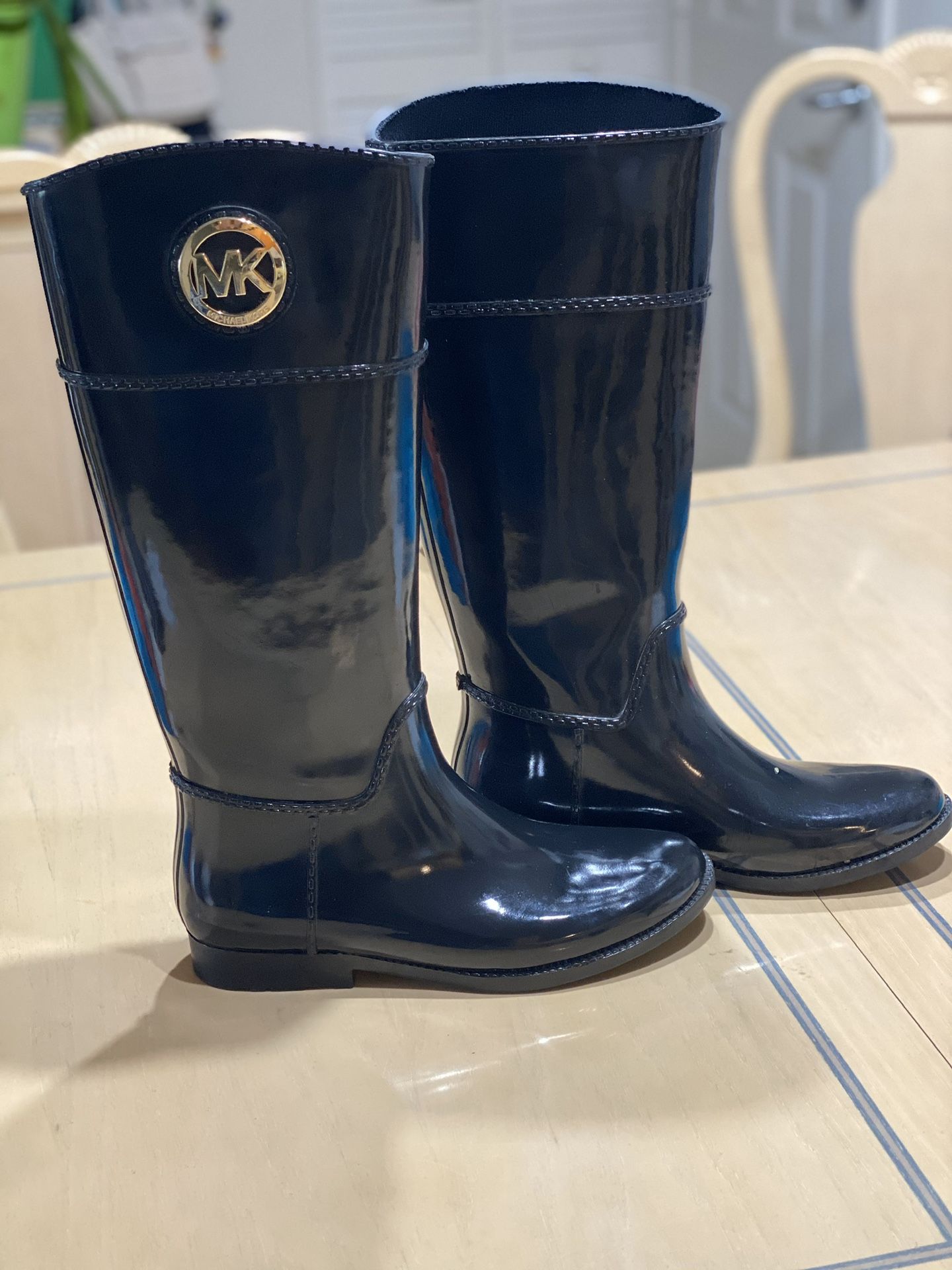 Rain Boots Michael Kors - New (Never used) Size 10 W