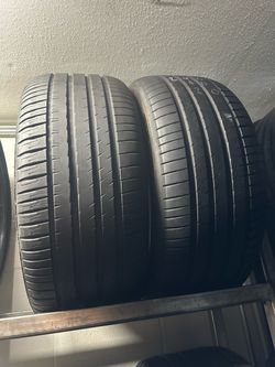 PAIR OF TIRE 245 40 20 MICHELIN 85% LIFE