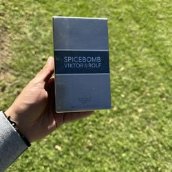 Spice bomb Viktor & Rolf 