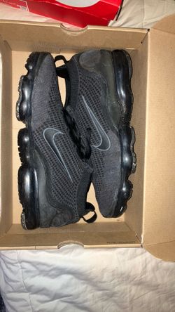 VAPORMAX 2021 Size 11