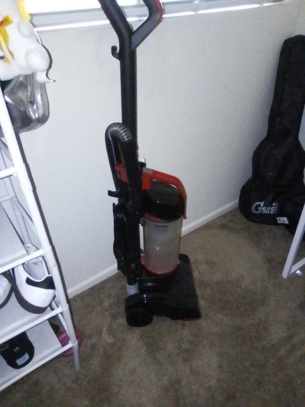 Clearview Compact Vacuum