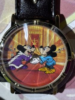 New Disney Watch Collectors Club Series III The Prince and the Pauper Pluto Pin