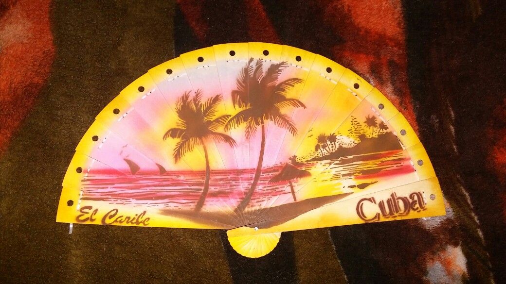 Wooden fan Cuban design