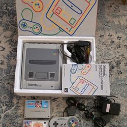 Super Famicom Console CIB, 2 Controllers, 2 Games. Nintendo. Tested.