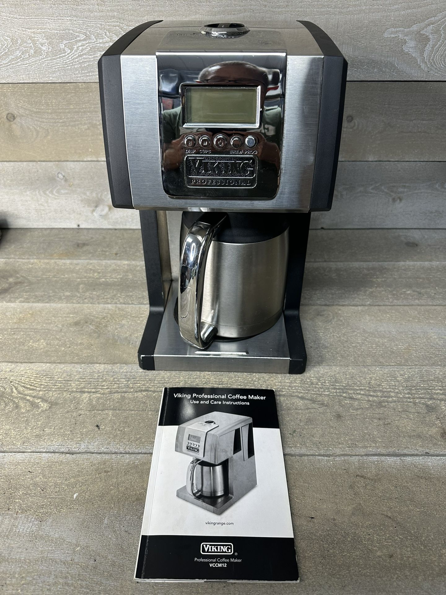 Viking Professional Programmable 12 Cup Coffee Maker Model #VCCM12 VCCM12BK