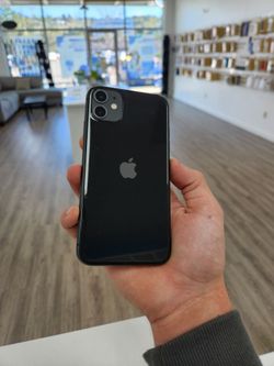 Apple IPhone 11 Unlocked for all carriers and comes with 3 month warranty 🔥