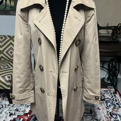 London Fog Trench Coat Rain jacket (tan) Size small (fits Like Medium)
