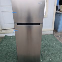 Vissani 7.2 Cu.ft Refrigerator 