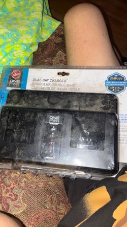 Battery for a vacuum