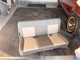 Excursion seat