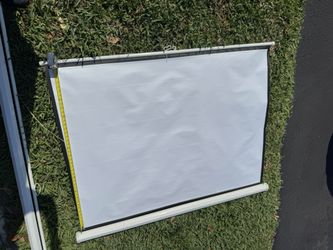 Projector Screen Retractable Panoview Gray Wolf II . Size 43’ And 62’
