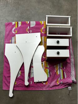 Vanity set and tv stand bundle