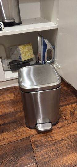 Stainless Steel Step Trash Can