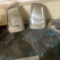 Reverse lights for STS Cadillac 2005