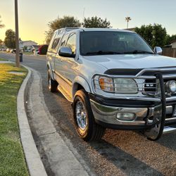 2002 Toyota Tundra V8