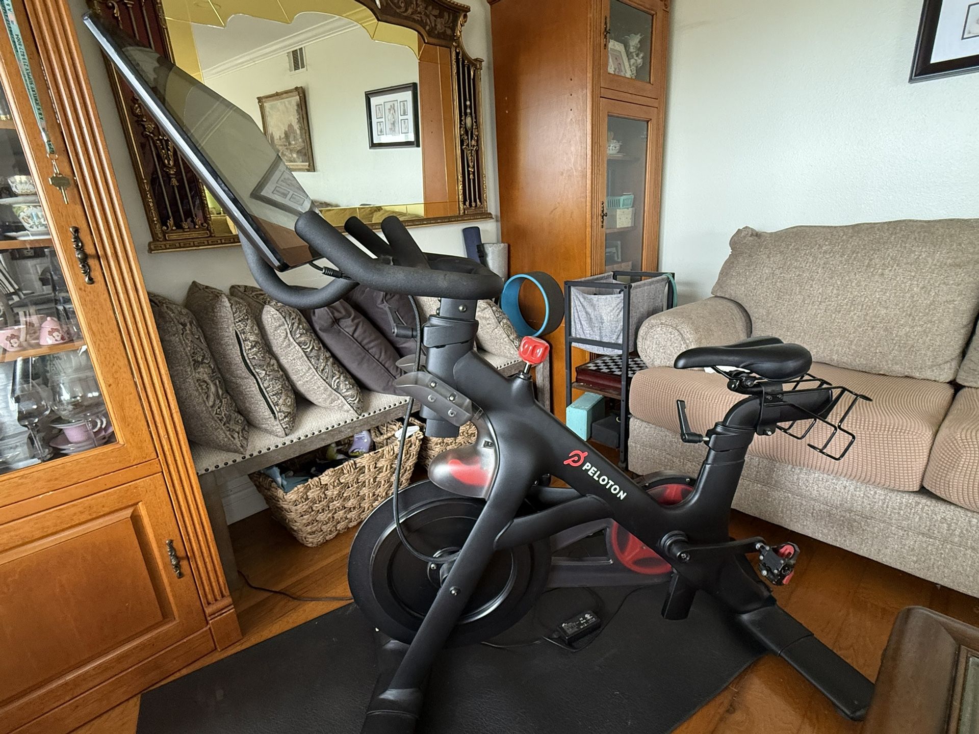 Peloton Bike+ 2 Pairs of Shoes + Mat
