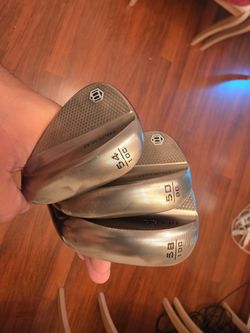 Custom Bettinardi wedge set 50°, 54°, 58°