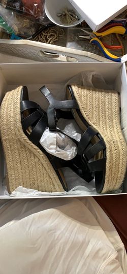 Size 9.5 Steve Madden black sandal