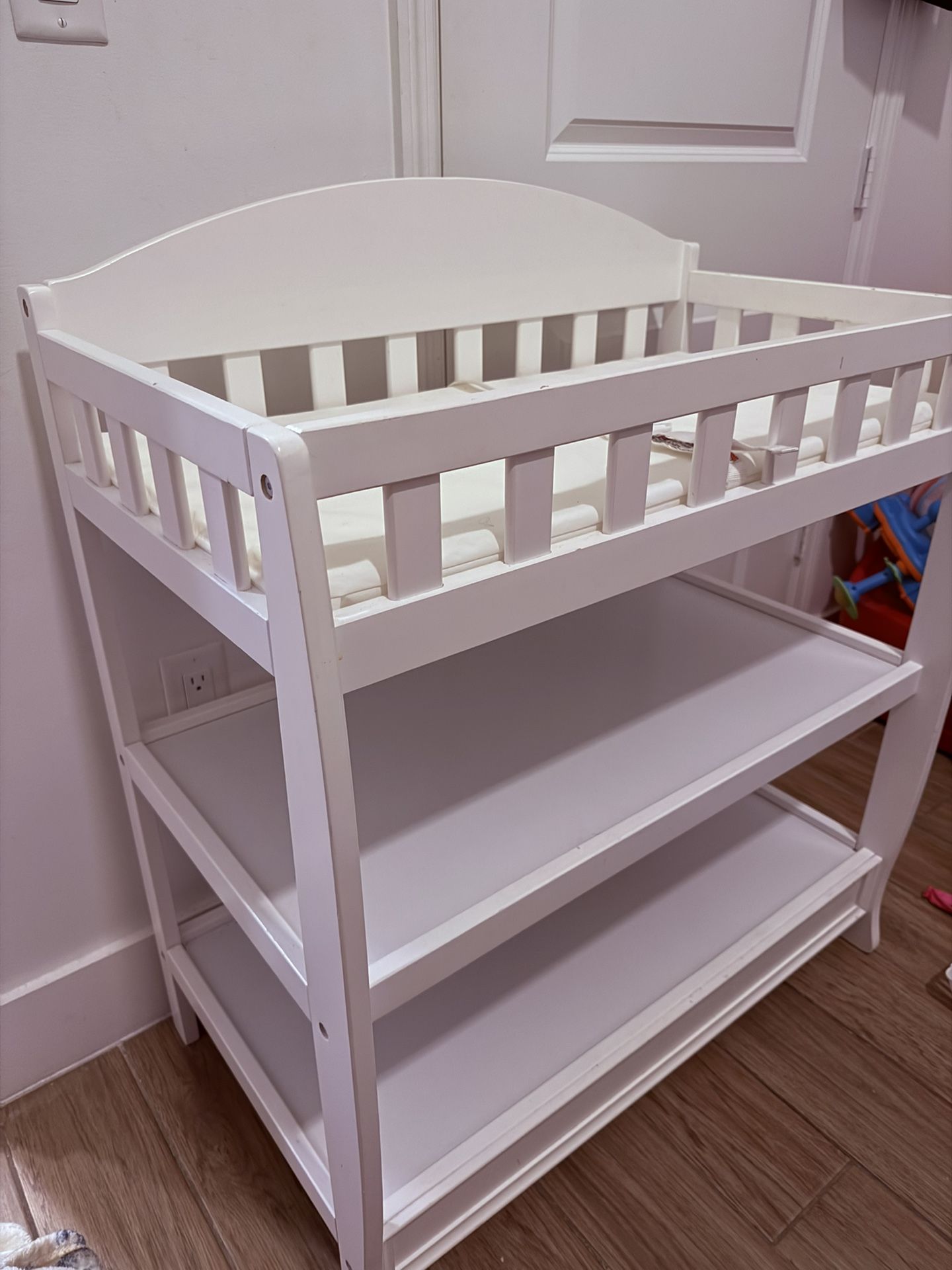 White Baby Changing Table With Pad